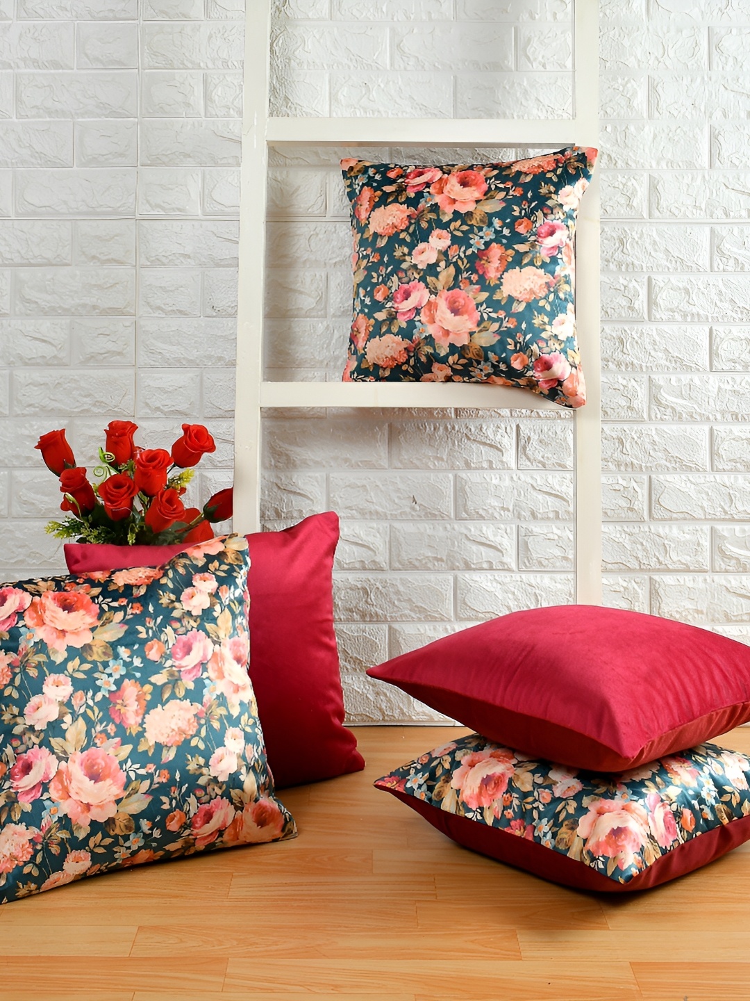 

BIGGER FISH Maroon 5 Pcs Square Cushion Covers