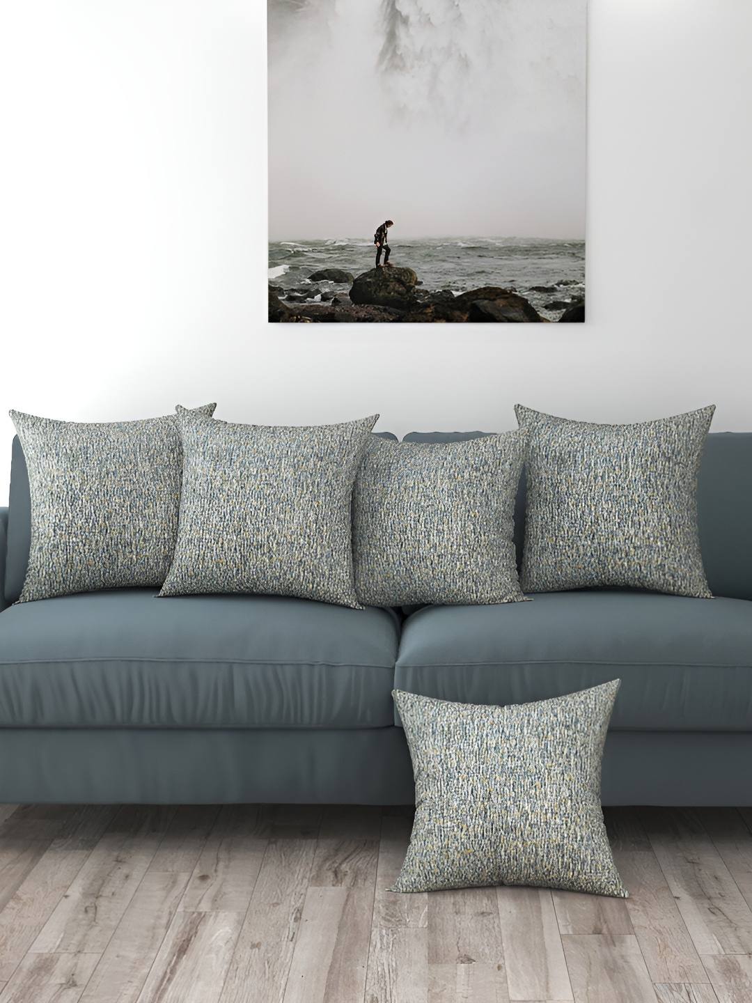 

BIGGER FISH Grey 5 Pieces Square Cushion Covers