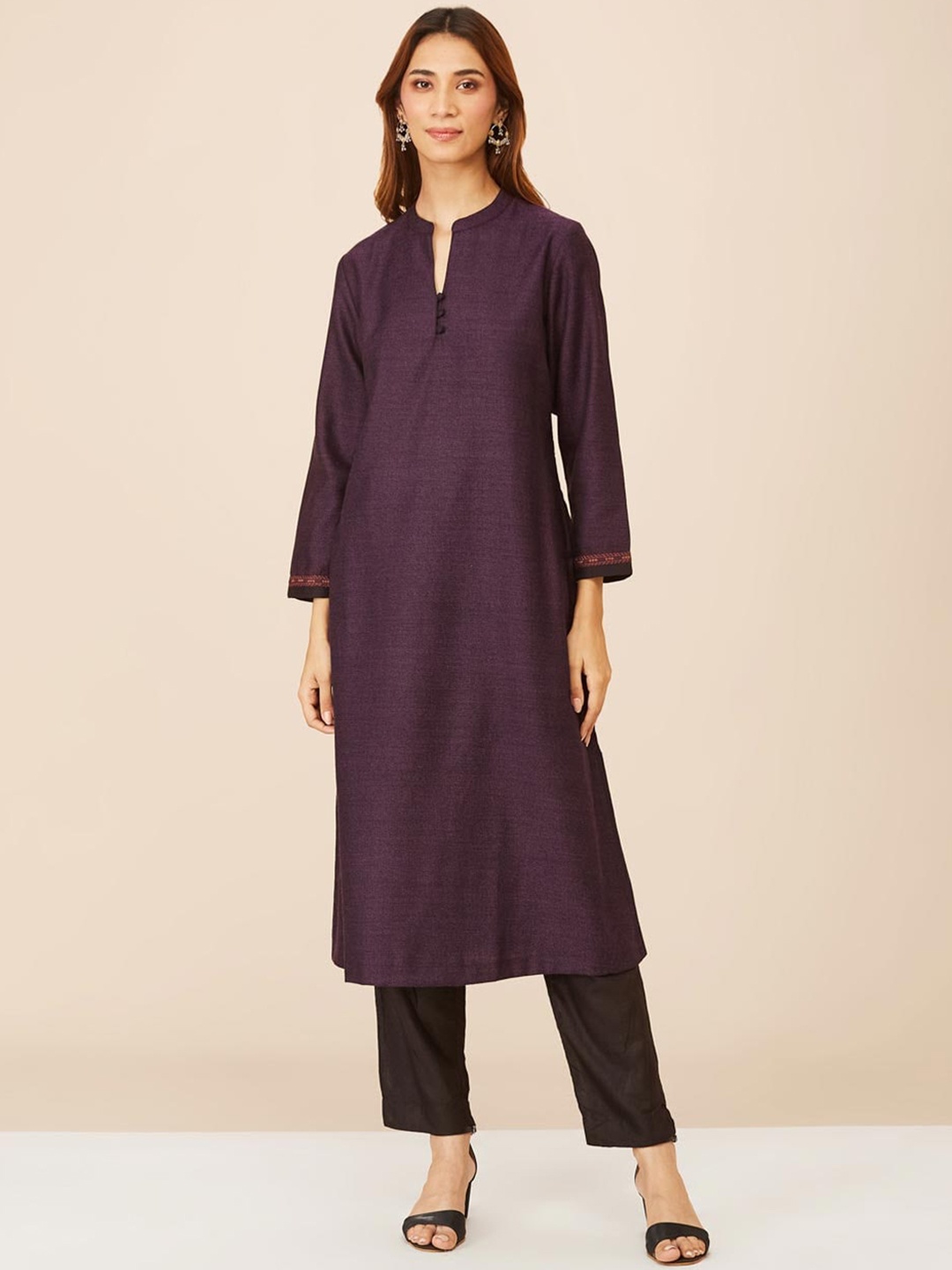 

Fabindia Round Neck Woollen Straight Kurta, Purple