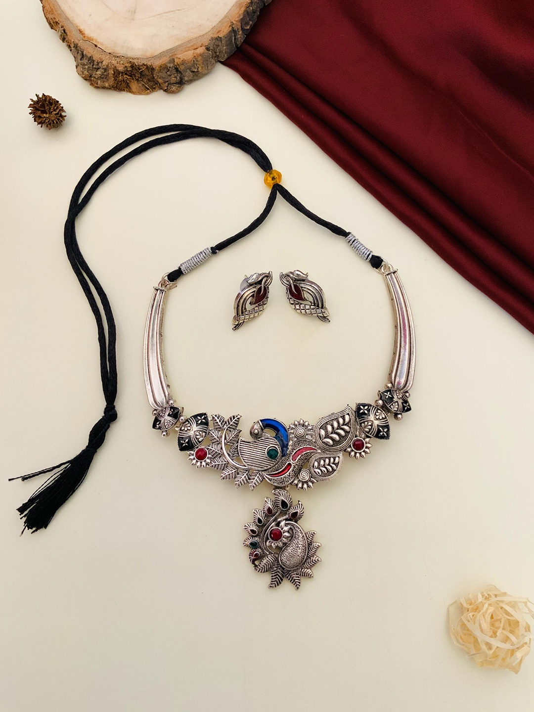 

Sangria Silver-Plated Stone-Studded Jewellery Set
