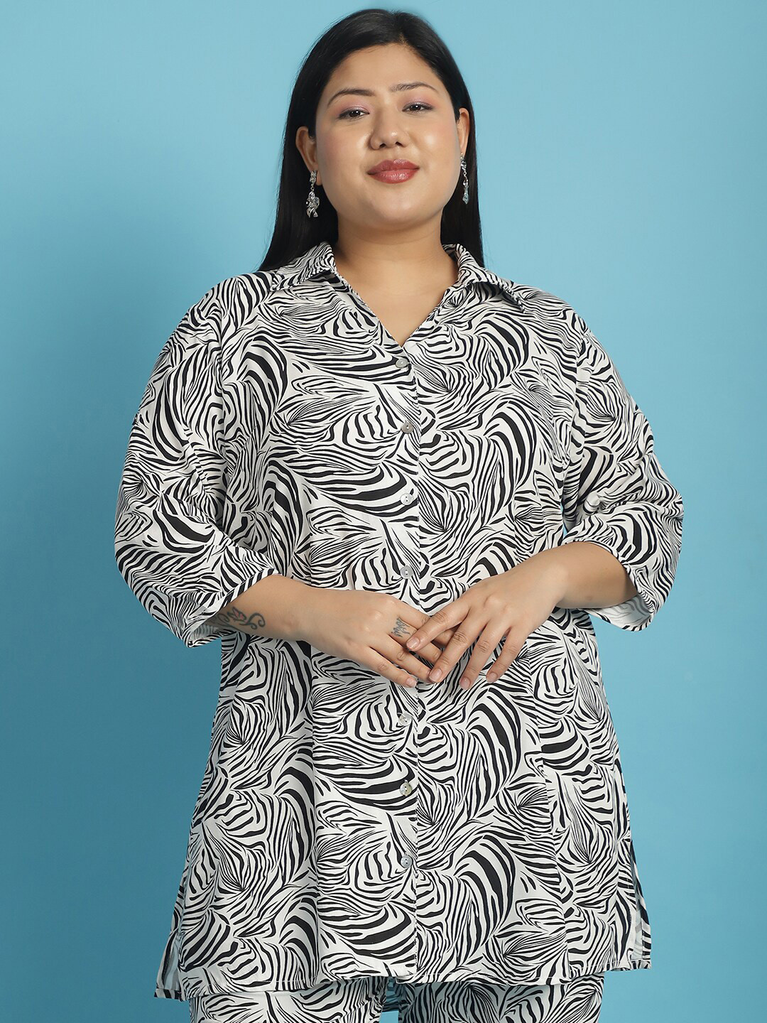 

theRebelinme Comfort Abstract Printed Casual Regular Fit Shirt, White