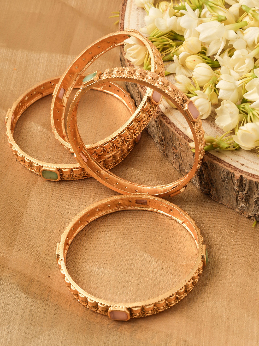 

Mirraw Set of 4 Gold-Plated Stone Studded Bangles
