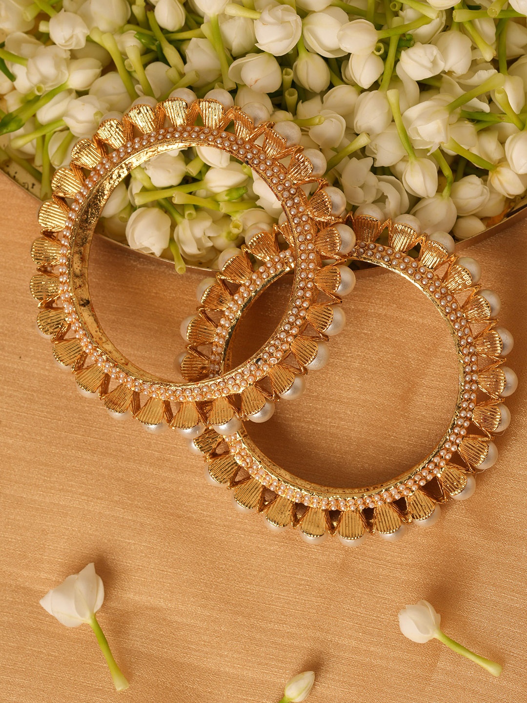 

Mirraw Set of 2 Gold Plated Artificial Beads Studded Bangles
