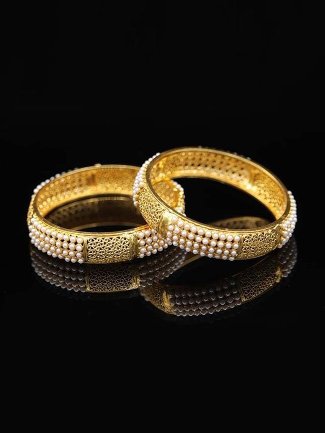 

Mirraw Set of 2 Gold Plated Artificial Beads Studded Bangles