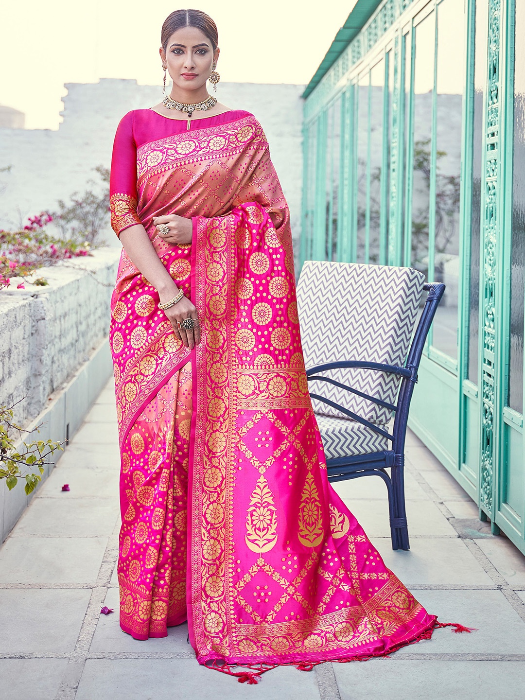 

TIRA Ethnic Woven Design Zari Art Silk Banarasi Saree, Pink