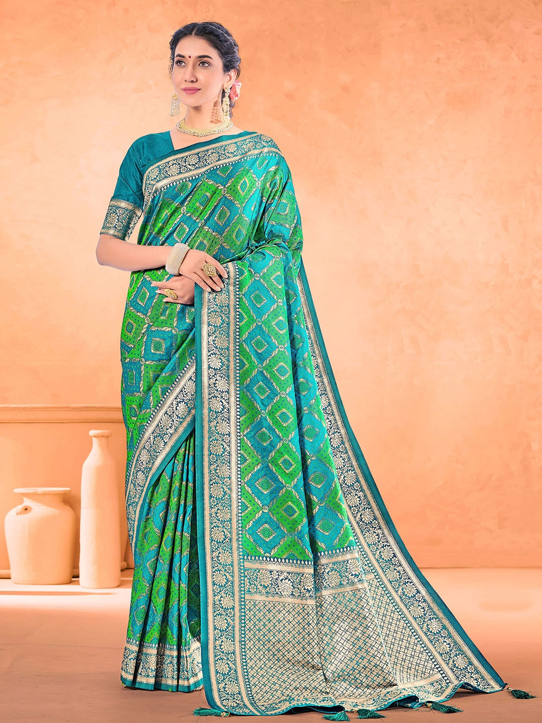 

TIRA Ethnic Woven Design Zari Art Silk Banarasi Saree, Teal