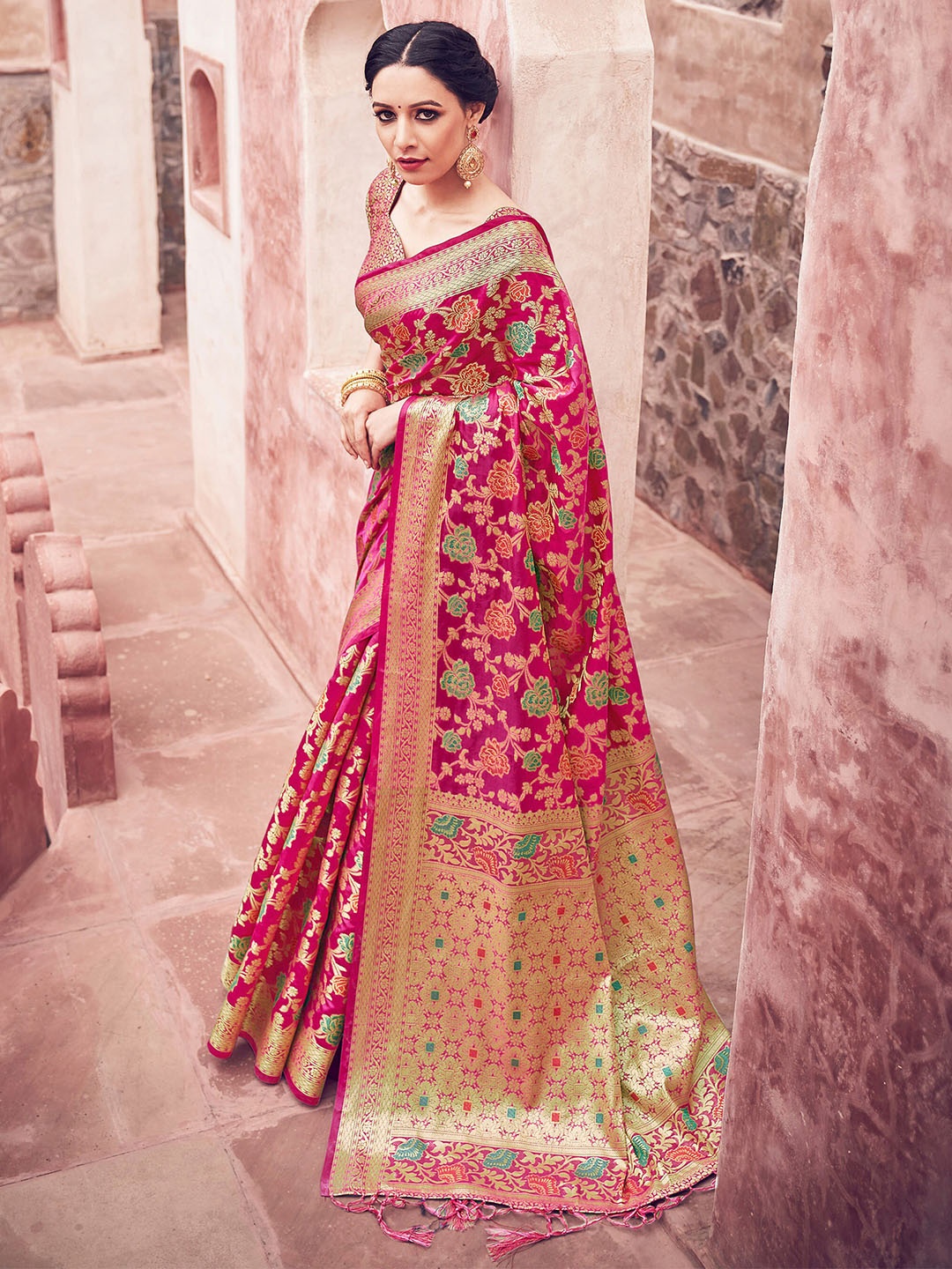 

TIRA Ethnic Woven Design Zari Art Silk Banarasi Saree, Pink