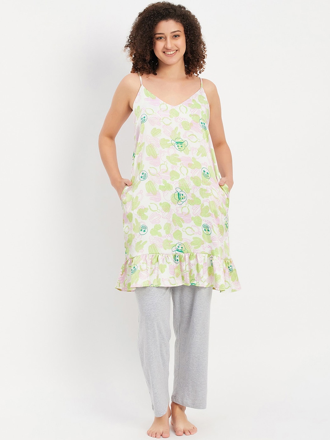 

Clovia Women Printed Night suit, Green