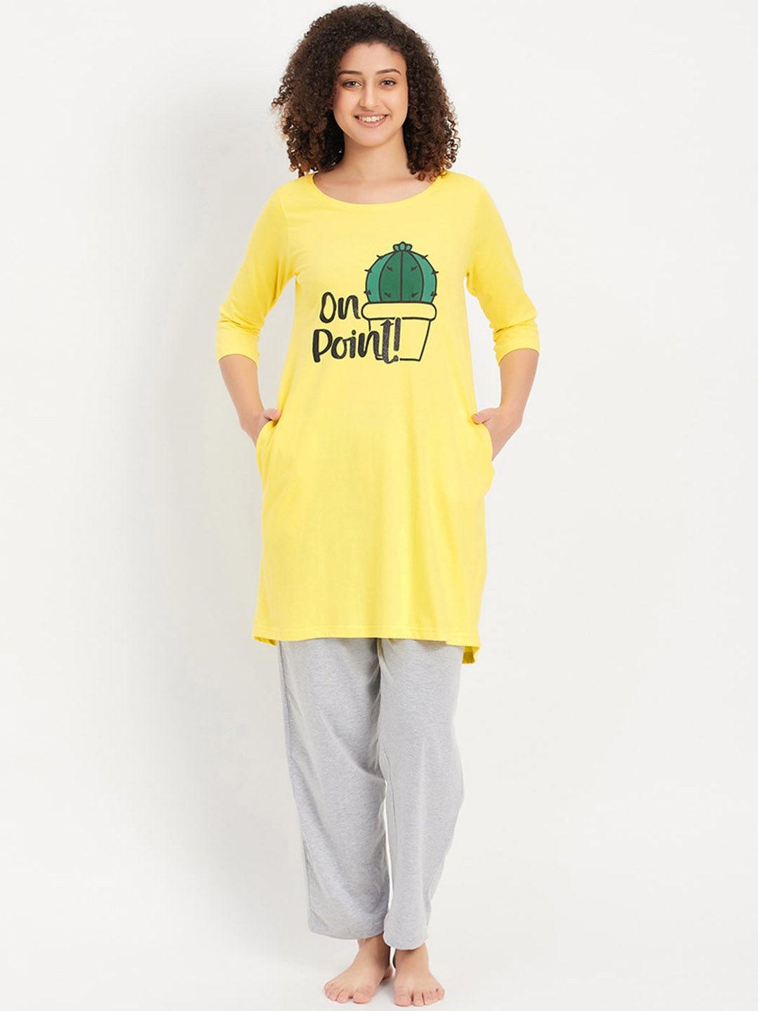 

Clovia Yellow Graphic Printed Pure Cotton Night Suit