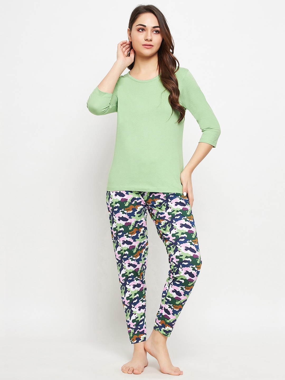 

Clovia Women Camouflage Print Night suit, Green
