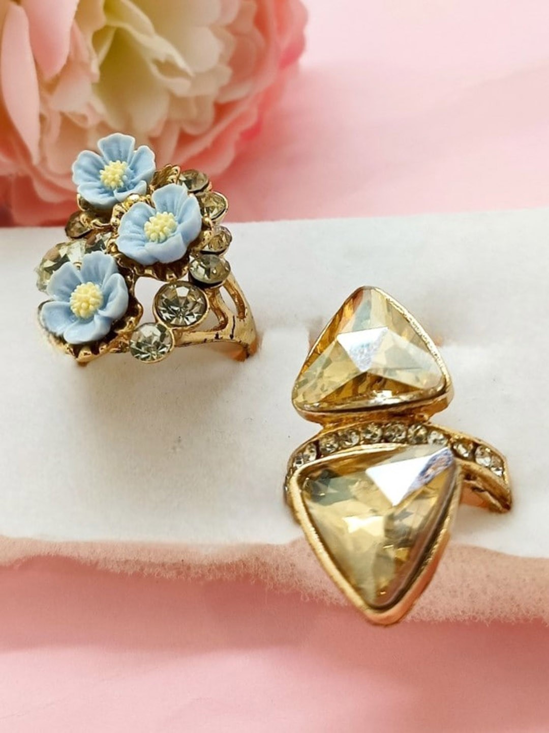 

FEMMIBELLA Set Of 2 Gold-Plated Cubic Zirconia Studded Finger Rings
