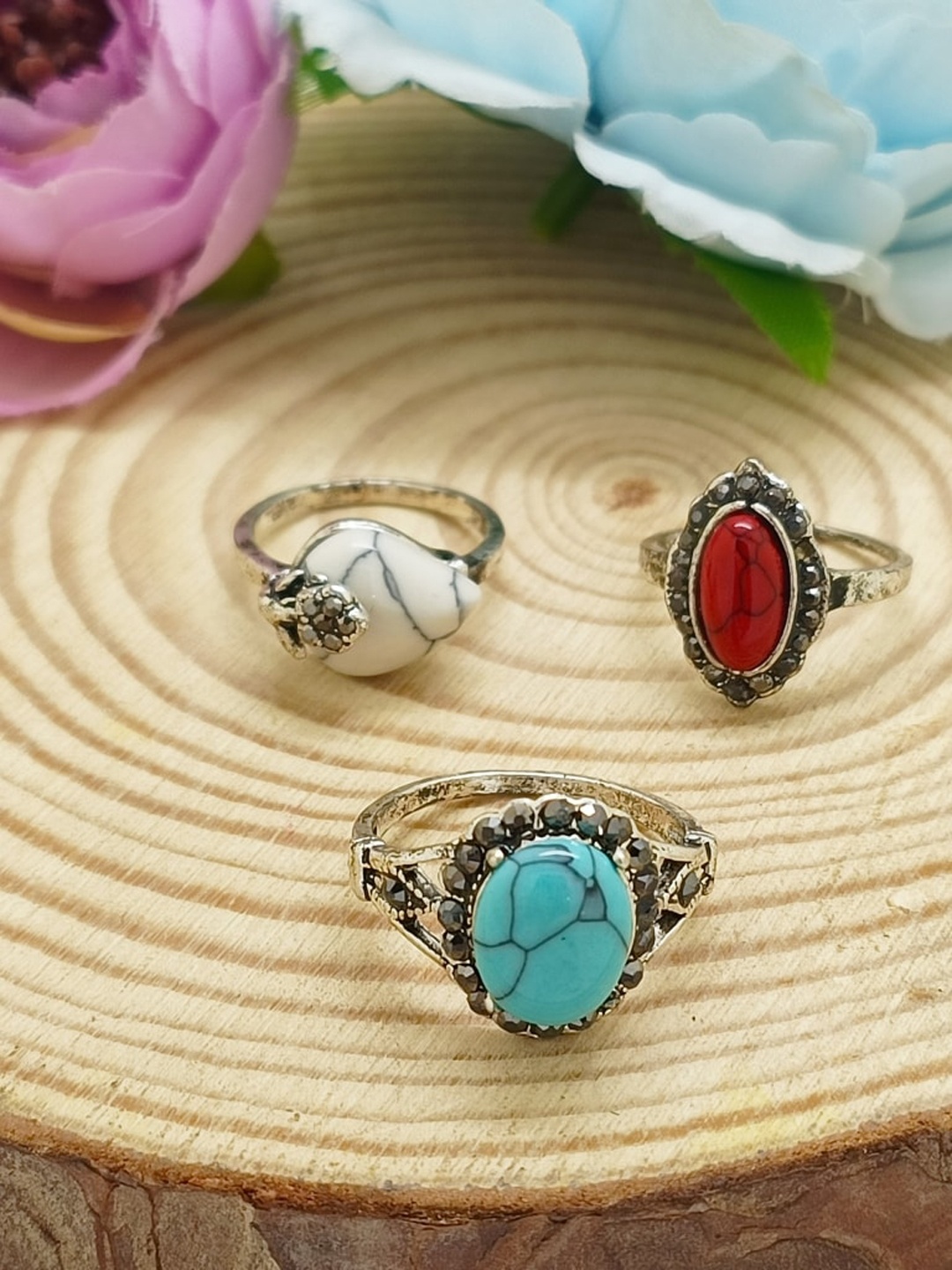 

FEMMIBELLA Set Of 3 Silver Plated Gemstone-Studded Finger Rings
