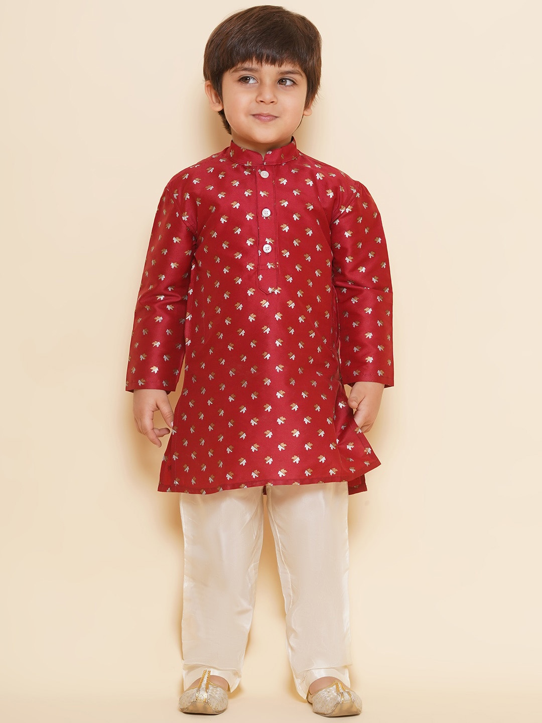 

Sethukrishna Boys Floral Printed Regular Kurta with Pyjamas, Maroon