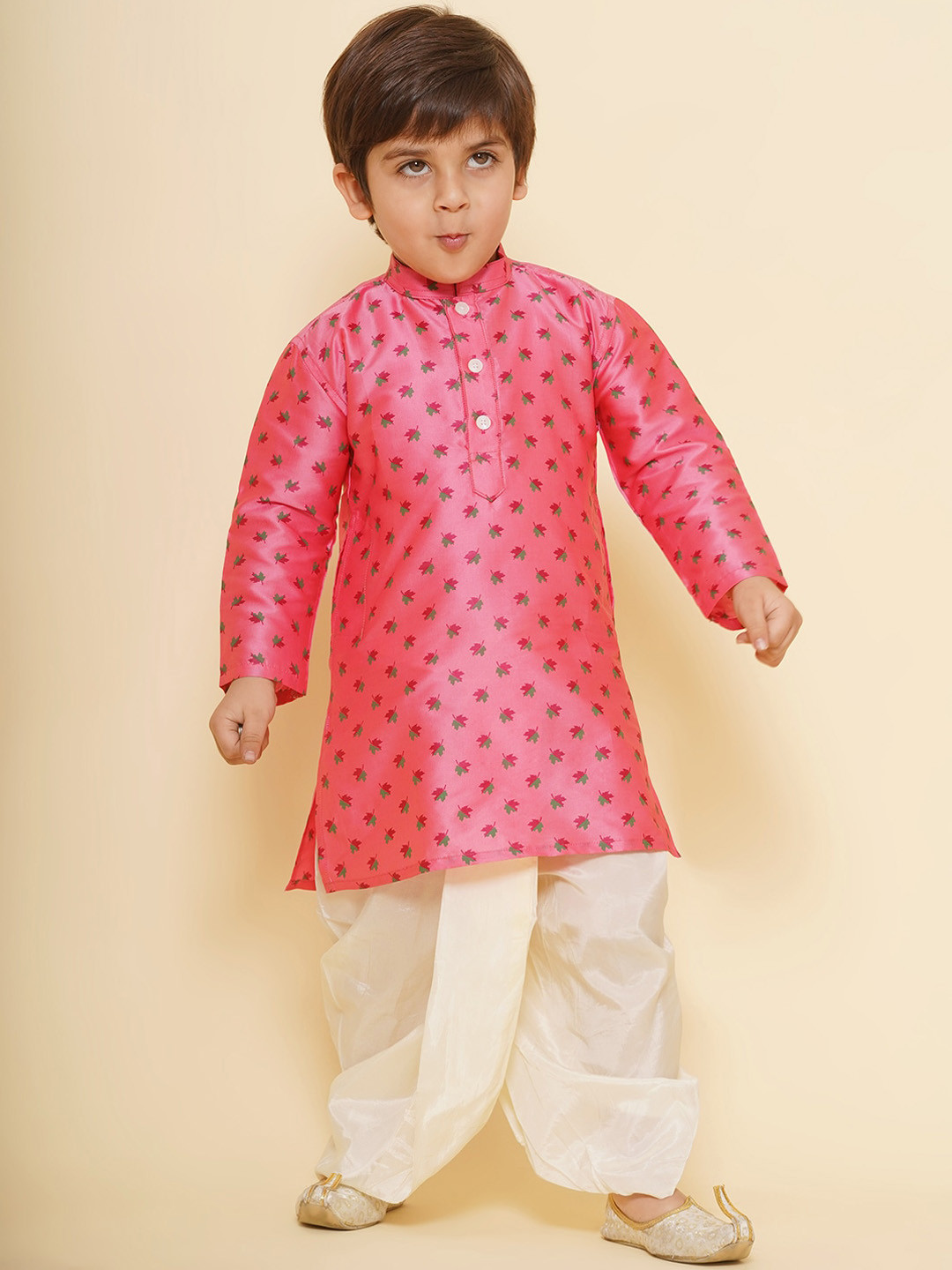 

Sethukrishna Boys Floral Printed Mandarin Collar Straight Kurta With Dhoti Pants, Pink