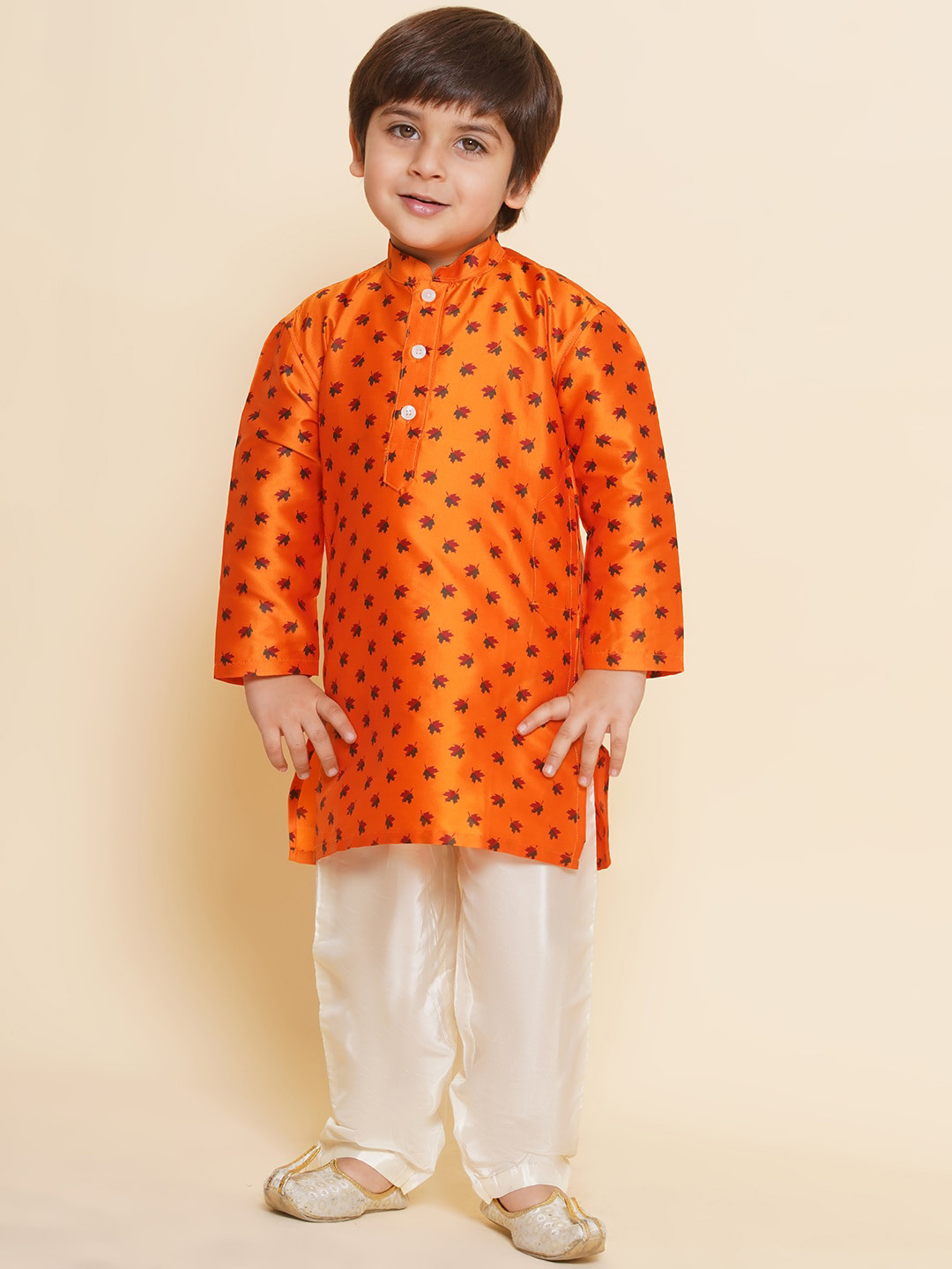 

Sethukrishna Boys Floral Printed Regular Kurta with Pyjamas, Orange