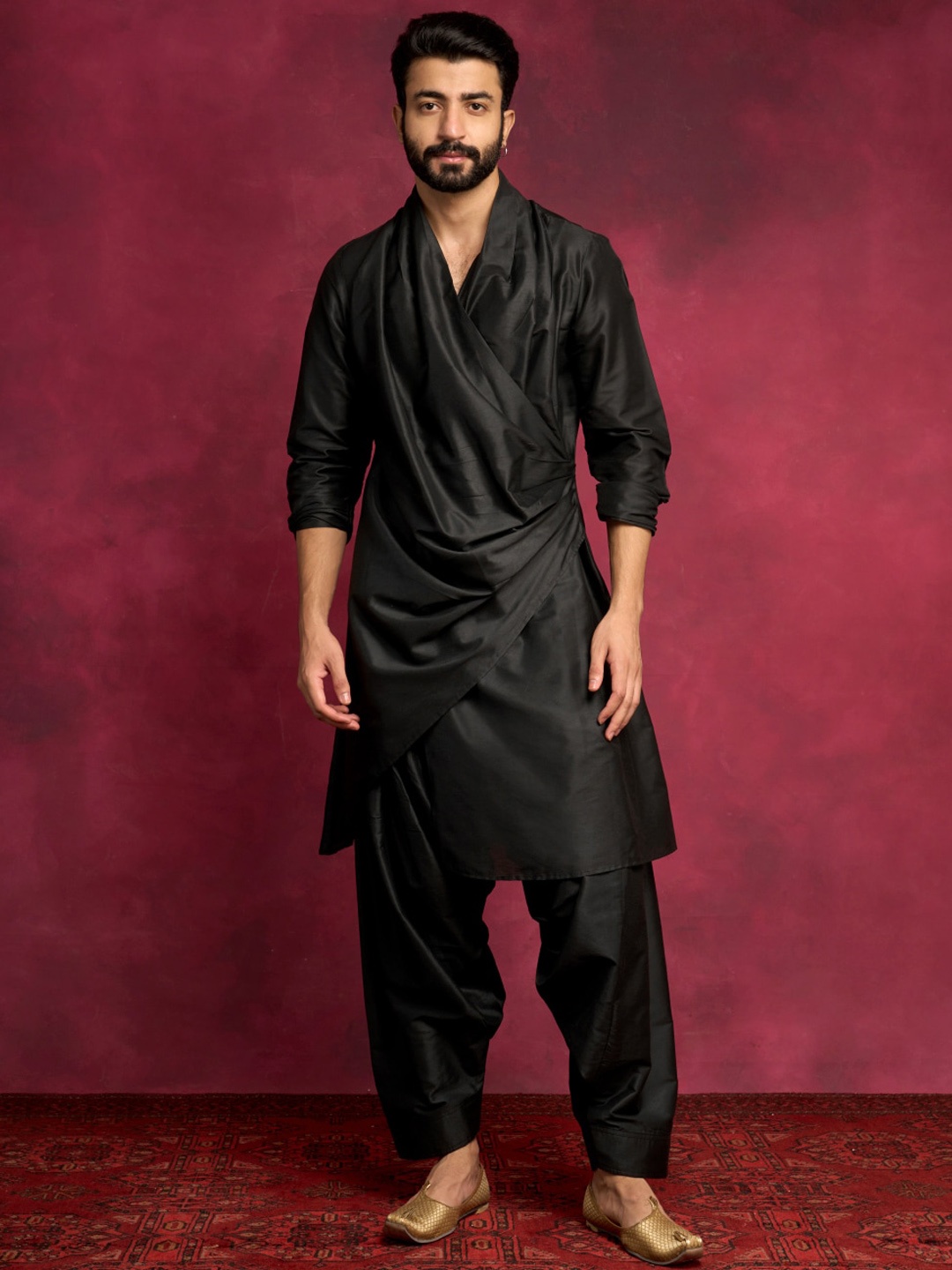 

Abhishti Cotton V-Neck Long Sleeves Angrakha A-Line Kurta, Black