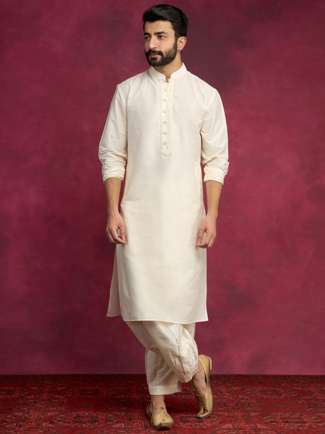 

Abhishti Mandarin Collar Long Sleeves Cotton Straight Kurta, Cream