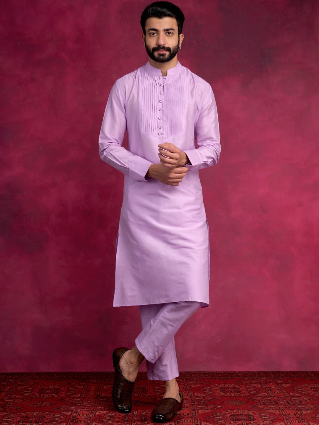 

Abhishti Mandarin Collar Regular Cotton Silk Straight Kurta with Trousers, Lavender