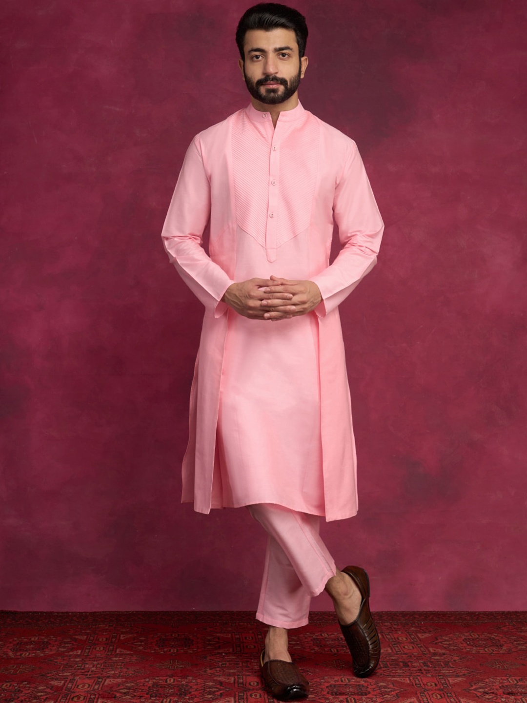 

Abhishti Mandarin Collar Kurta, Pink
