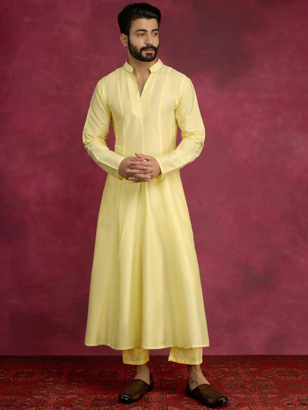 

Abhishti Mandarin Collar Cotton Kurta, Yellow