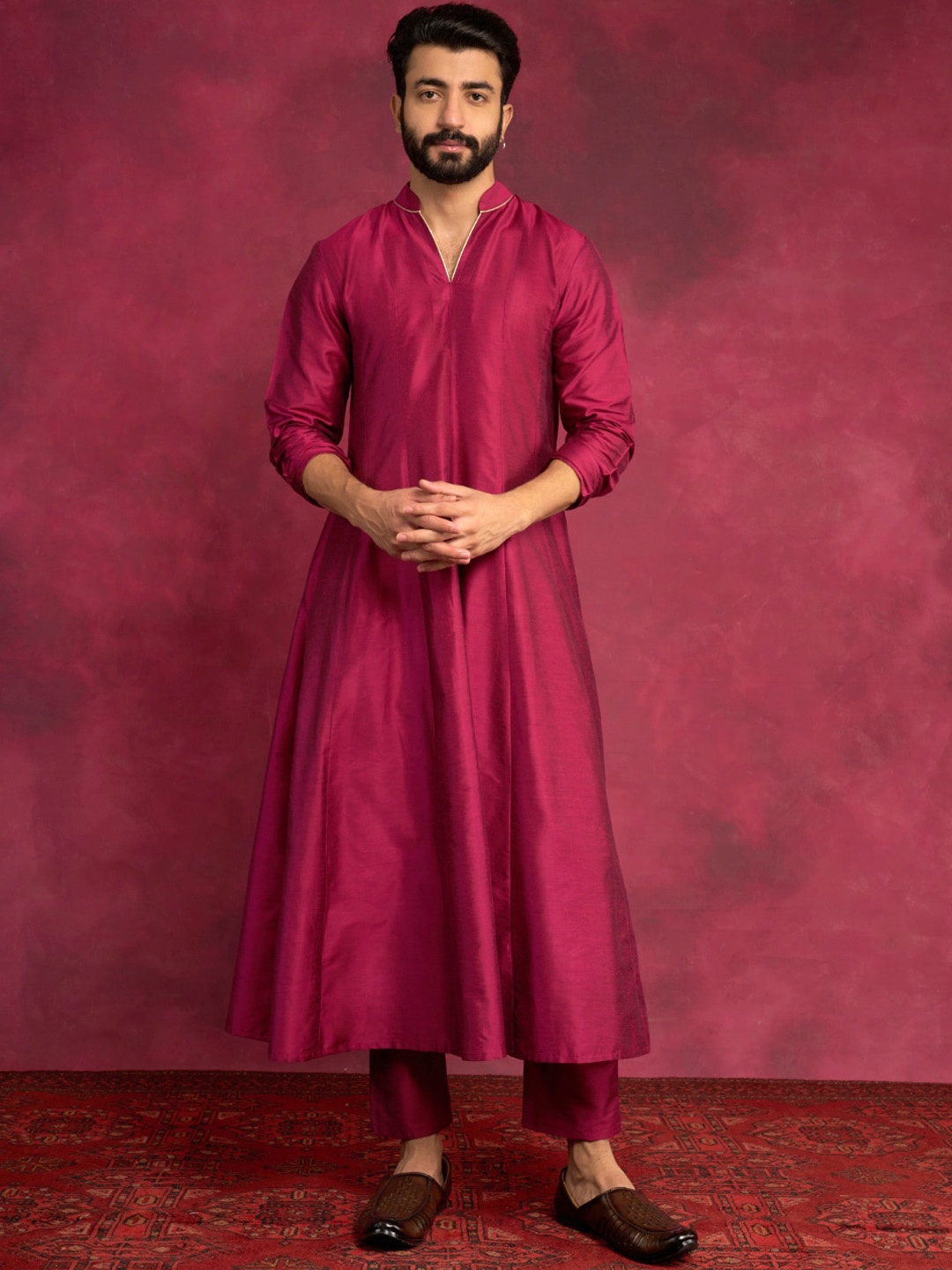 

Abhishti Mandarin Collar Cotton Strigth Kurta, Magenta