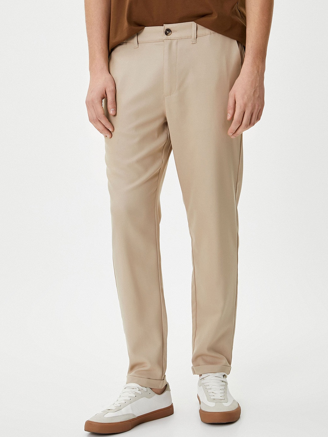 

Koton Men Mid-Rise Slim Fit Chinos Trouser, Beige