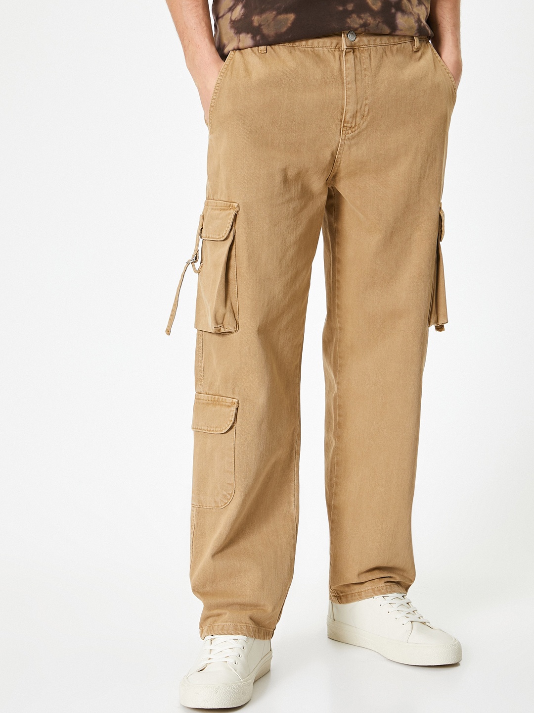 

Koton Men Mid-Rise Loose Fit Cargos Trousers, Camel brown