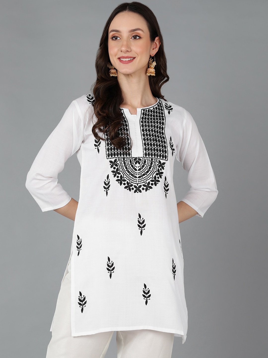 

TOP N THREAD Ethnic Motifs Embroidered Chikankari Straight Kurti, White