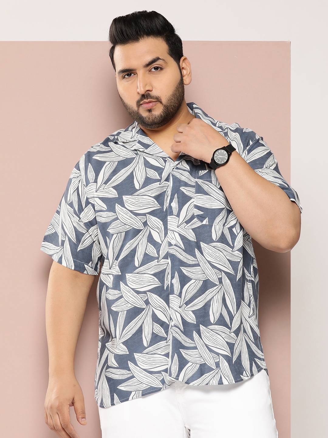 

Sztori Plus Size Men Classic Floral Printed Casual Shirt, Navy blue