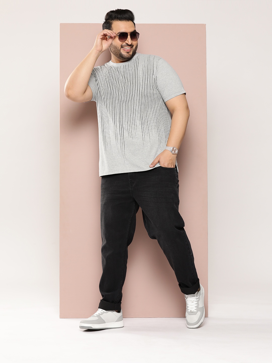

Sztori Men Plus Size Geometric Printed Bio Finish T-shirt, Grey melange