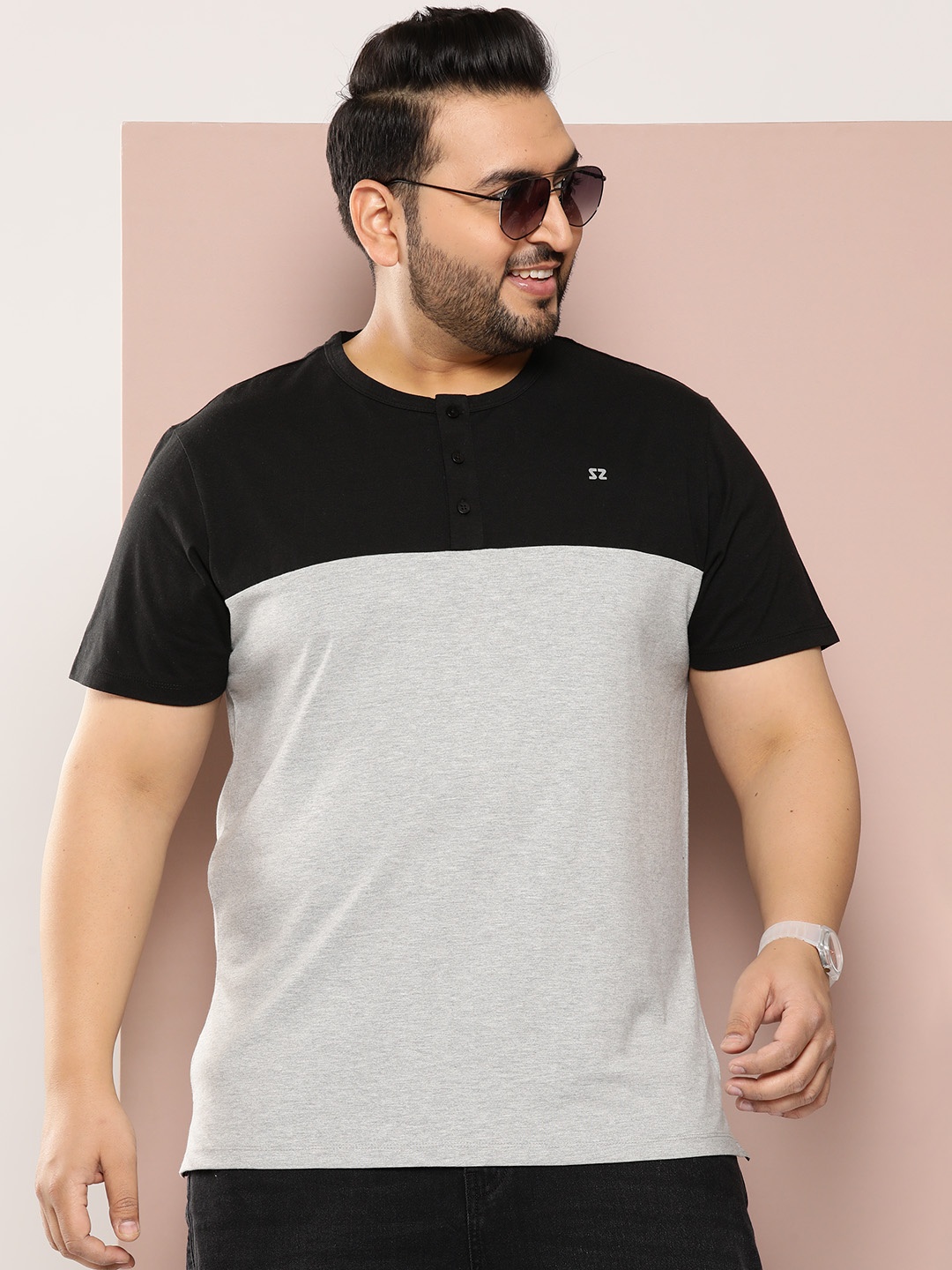 

Sztori Men Plus Size Colourblocked Henley Neck Bio Finish T-shirt, Black