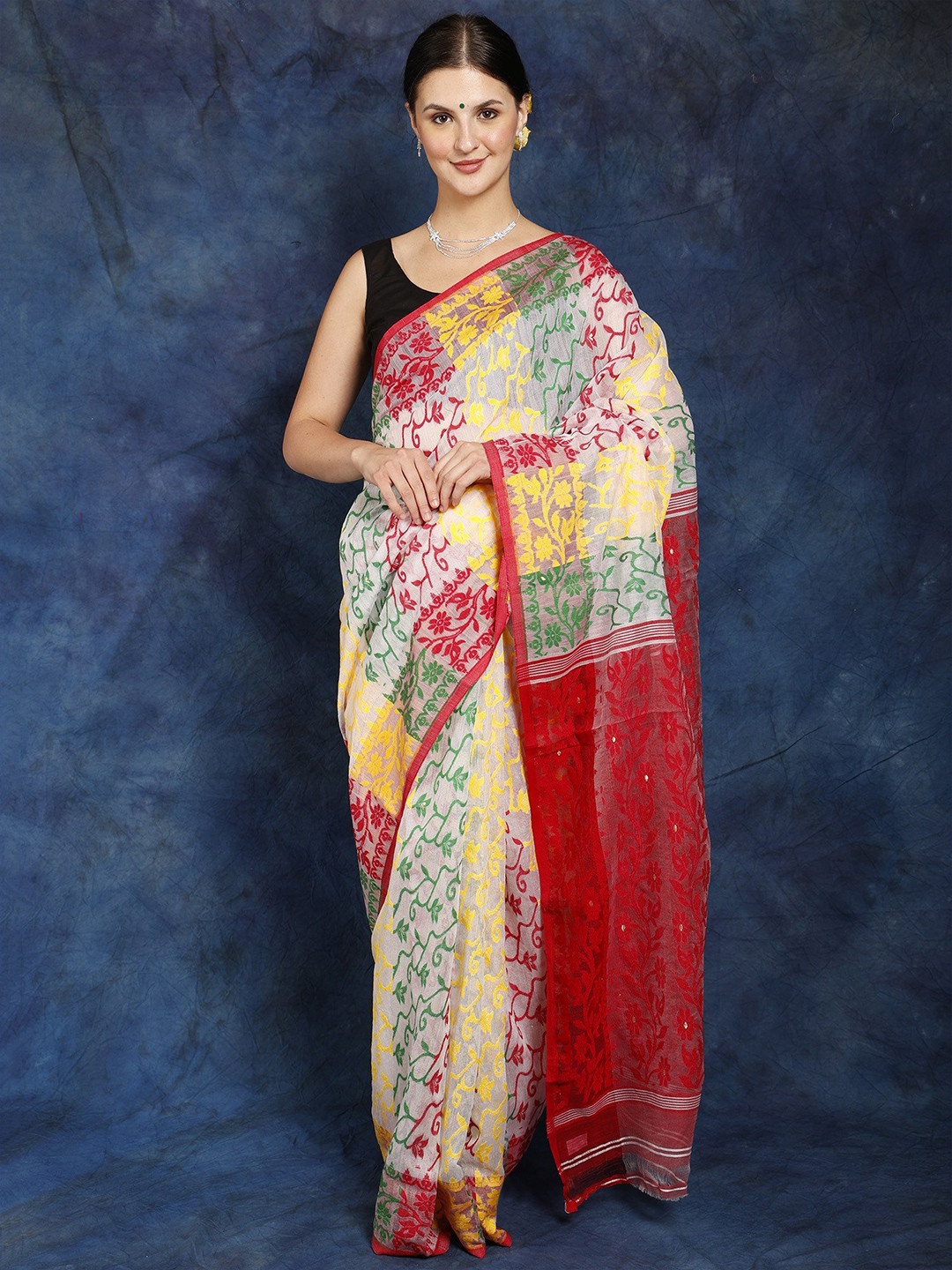 

Exotic India Woven Design Pure Cotton Jamdani Saree, White
