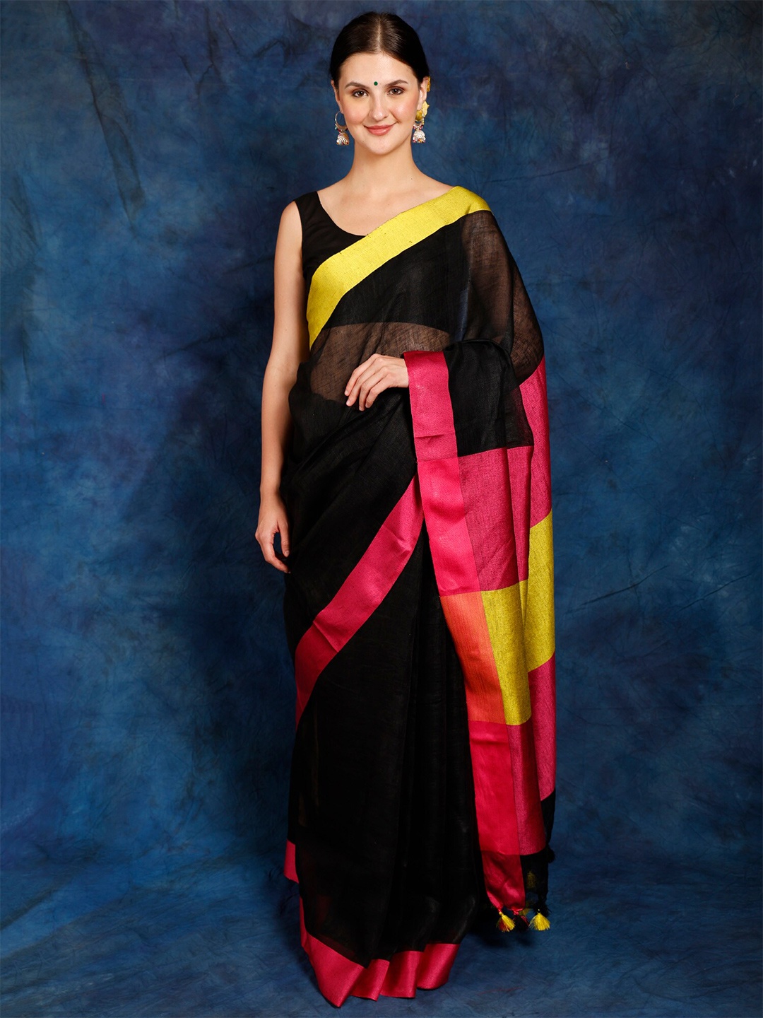 

Exotic India Cotton Jharkhand Saree with Box Pallu and Latkan, Black