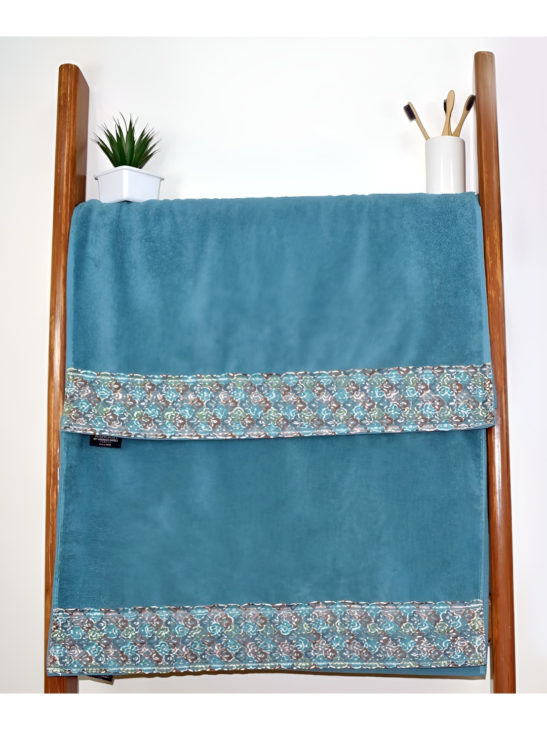 

RANGOLI Blue & Green 2 Pieces Double Ply Terry Cotton 550 GSM Bath Towel