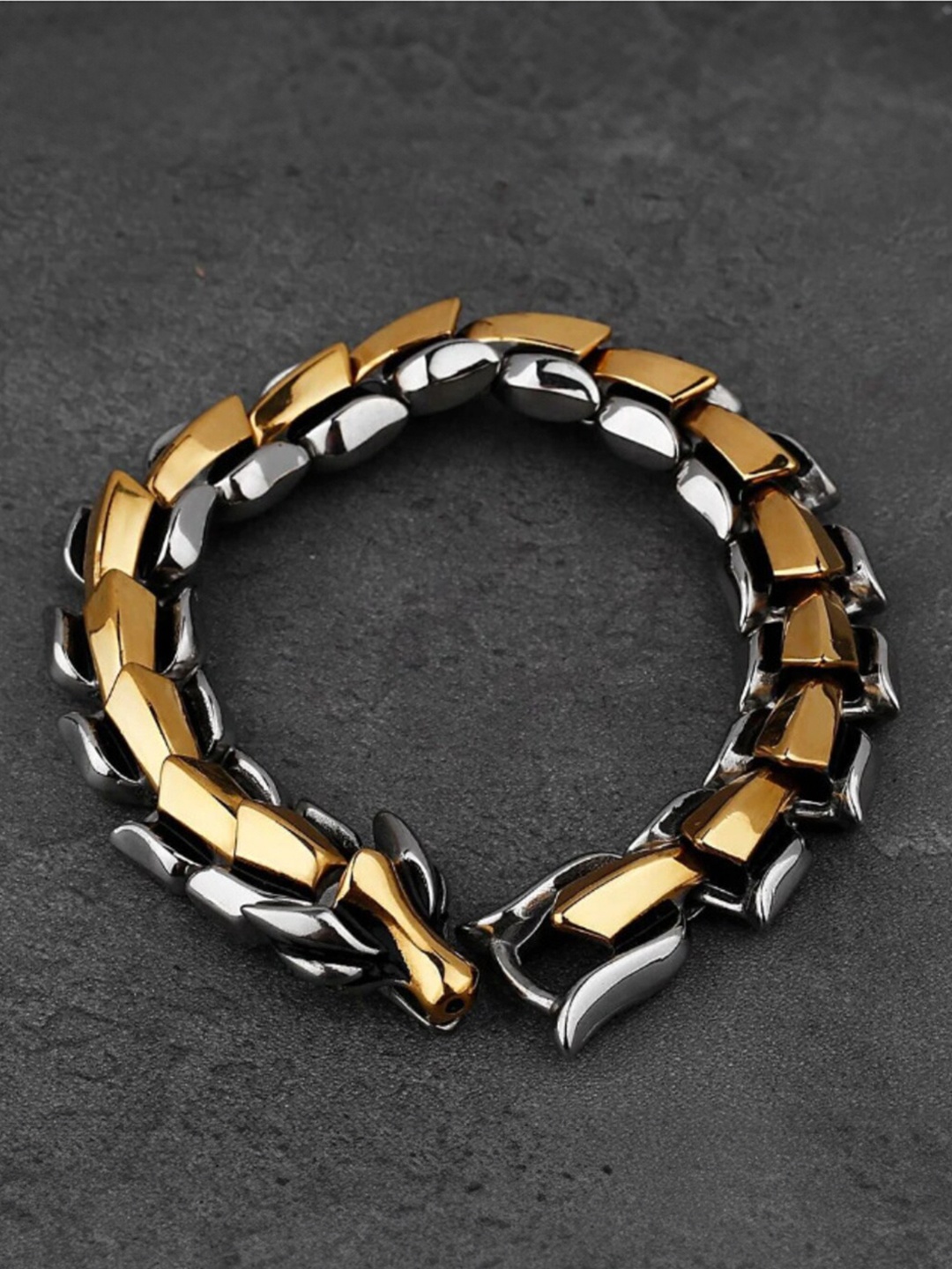 

SALTY Men Stainless Steel Link Bracelet, Gold