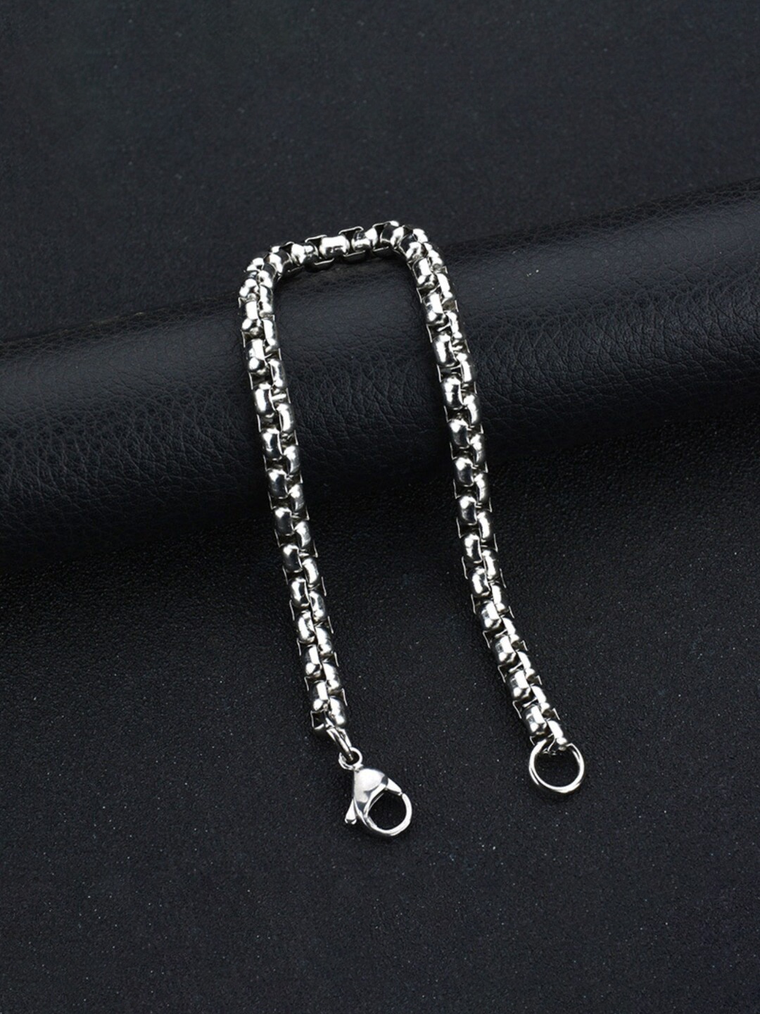 

SALTY Men Stainless Steel Link Bracelet, Silver