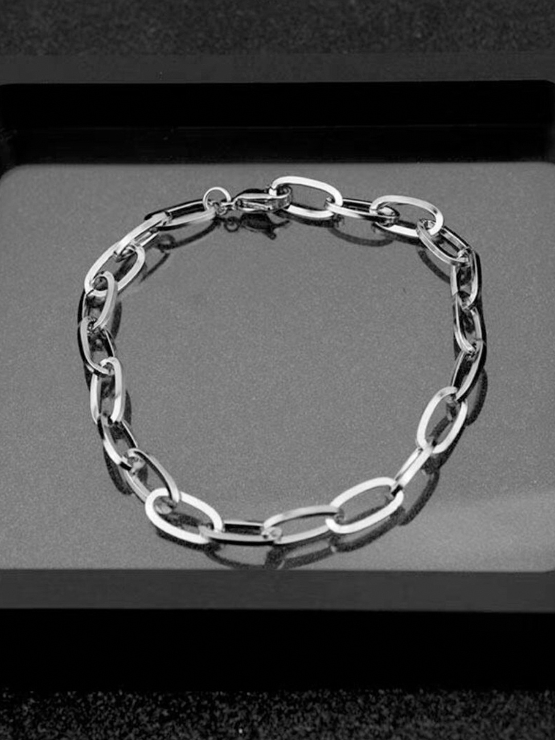 

SALTY Men Stainless Steel Link Bracelet, Silver