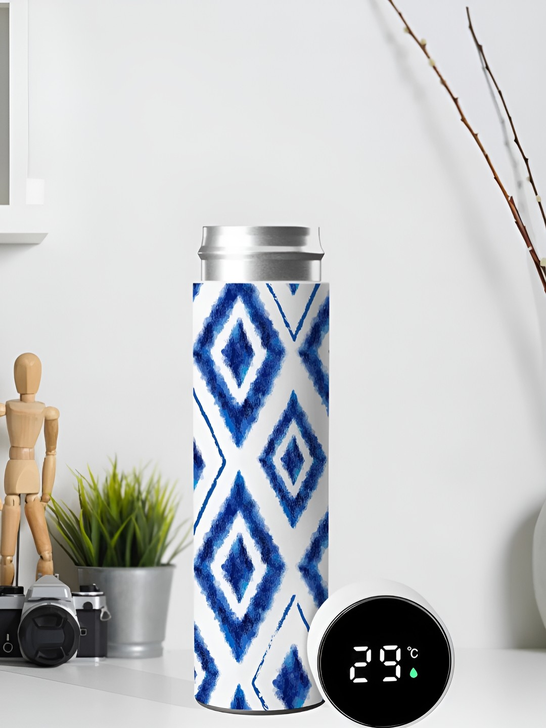 

DecorTwist Stainless Steel Vacuum Insulated Water Bottle with LED Temperature Display, White