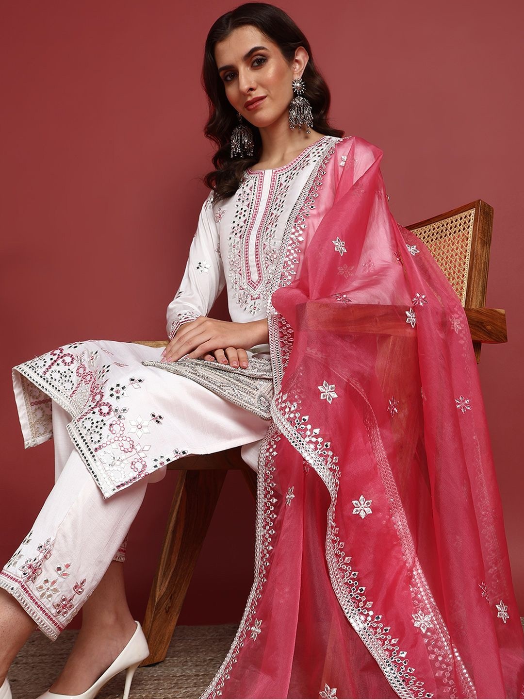 

AHIKA Floral Embroidered Regular Thread Work Kurta with Trousers & Dupatta, White
