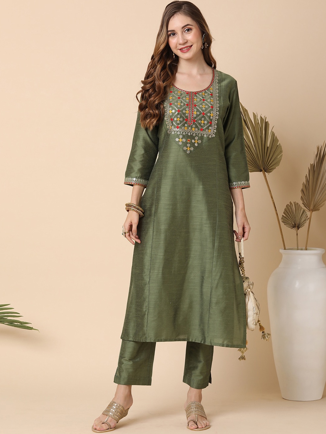 

Globus Green Ethnic Motifs Embroidered Art Silk Sequinned Straight Kurta With Trouser, Olive