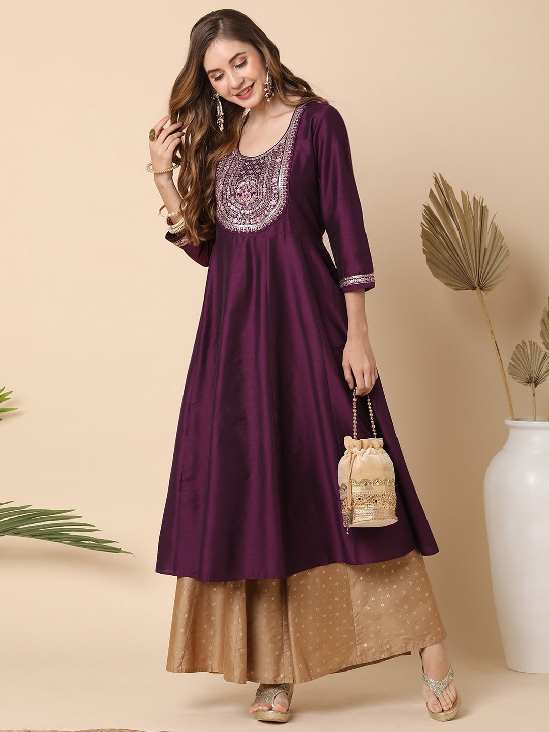 

Globus Women Floral Embroidered & Sequinned Yoke Panelled Festive A-Line Kurta, Purple