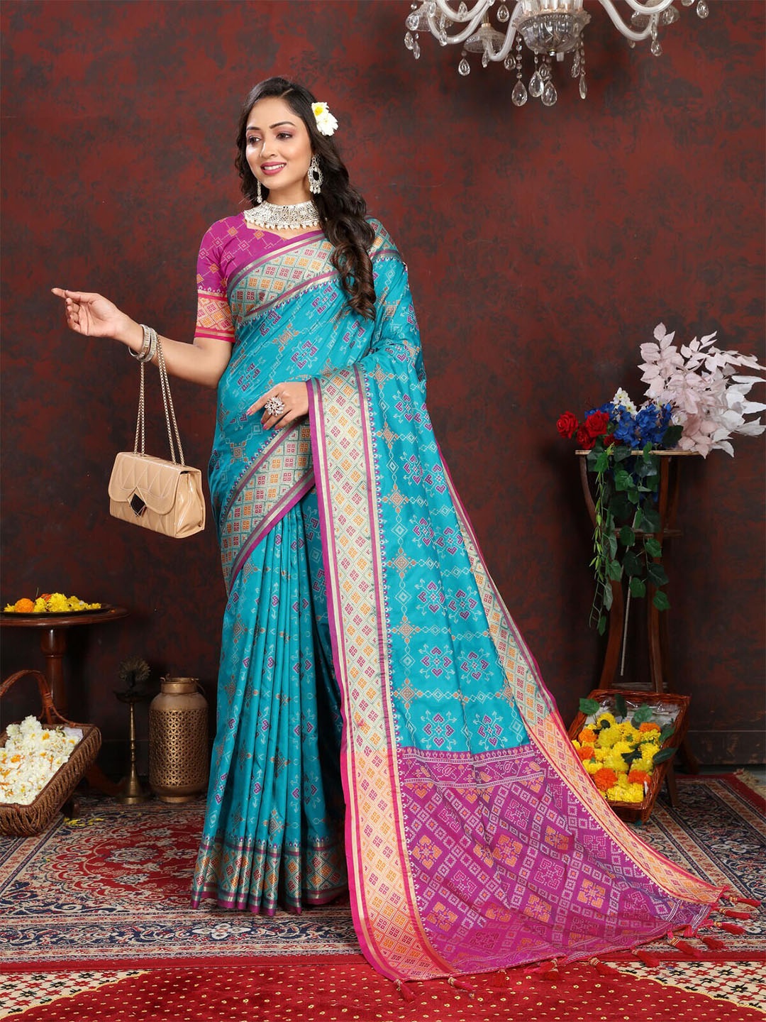 

CATCHY FOREVER Ethnic Motifs Woven Design Zari Patola Saree, Blue