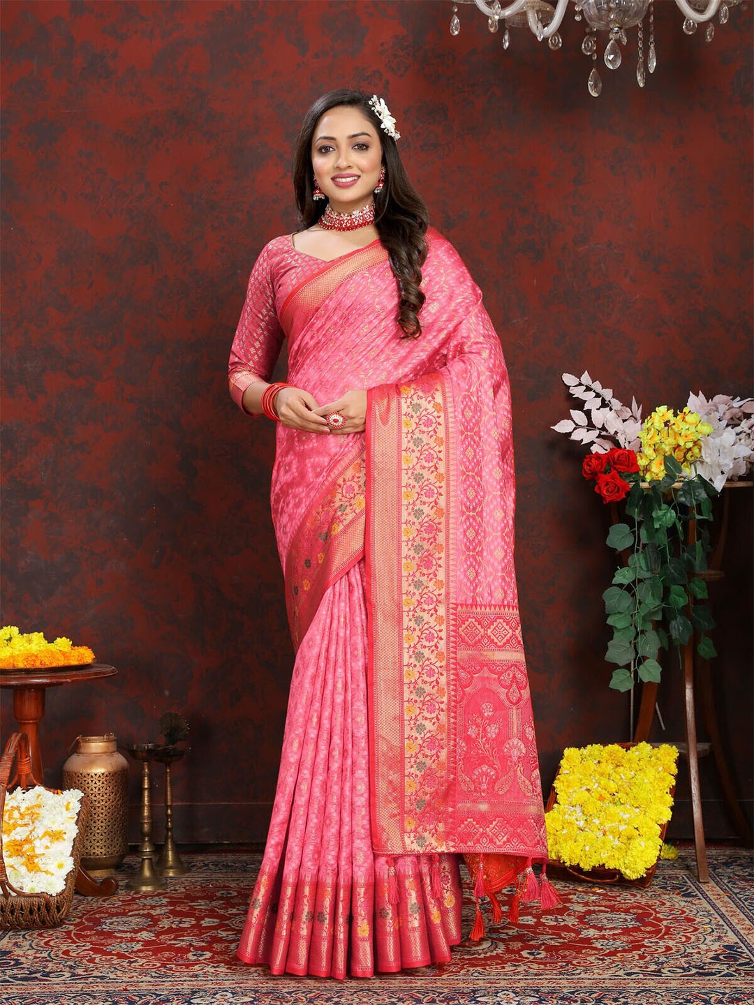 

CATCHY FOREVER Ethnic Motifs Woven Design Zari Organza Banarasi Saree, Pink