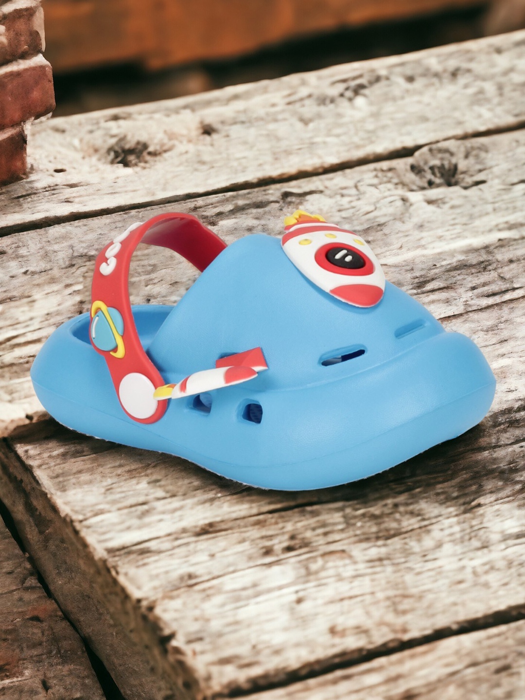 

Lil Lollipop Kids Anti-Slip Clogs, Blue