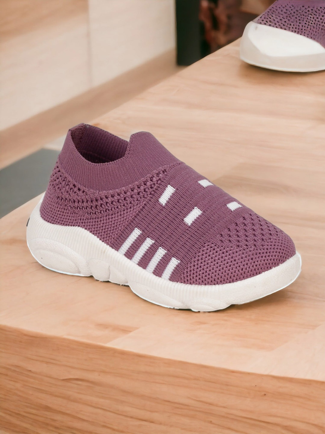 

Lil Lollipop Kids Textured Musical Slip-On Sneakers, Purple