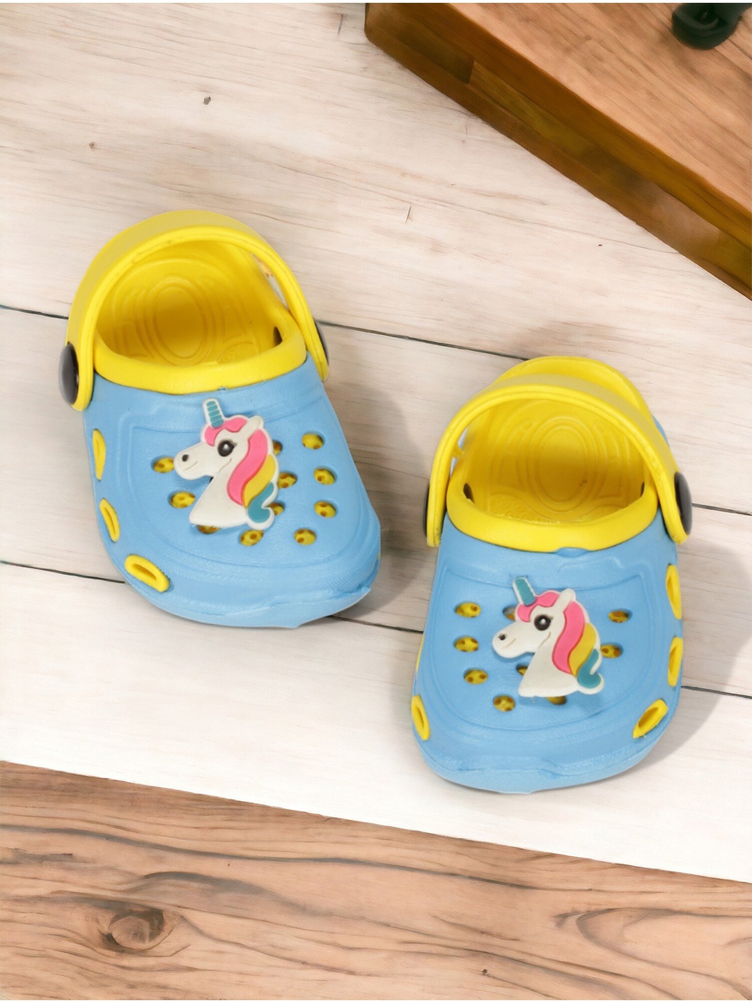 

Lil Lollipop Kids Applique Anti-Slip Clogs, Blue