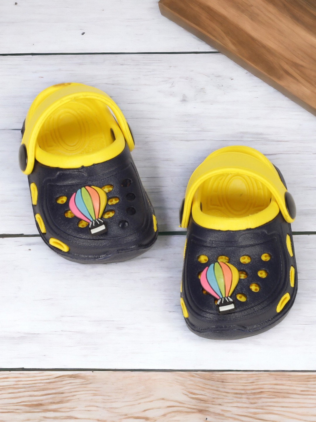 

Lil Lollipop Kids Self Design Anti-Slip Clogs, Black