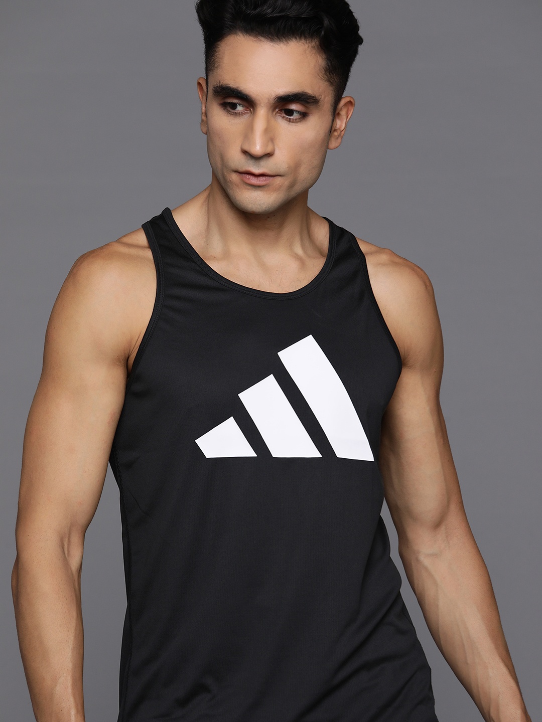 

ADIDAS Logo Printed Run It T-shirt, Black