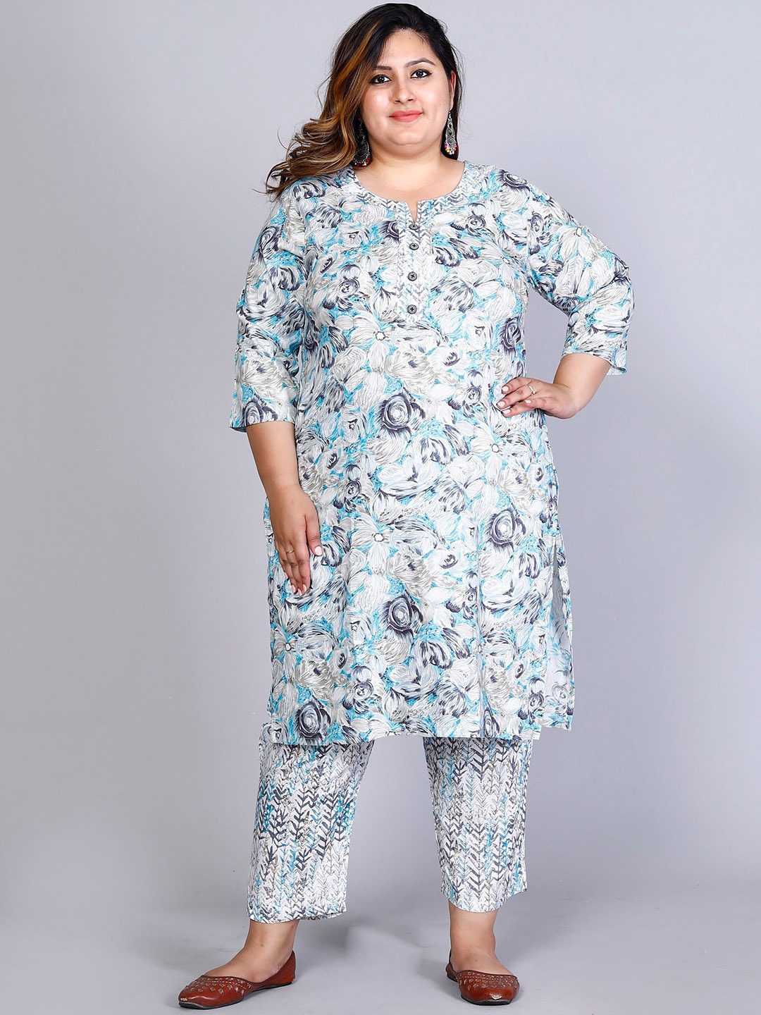 

PNEHA Women Floral Printed Regular Kurta with Trousers & With Dupatta, Blue