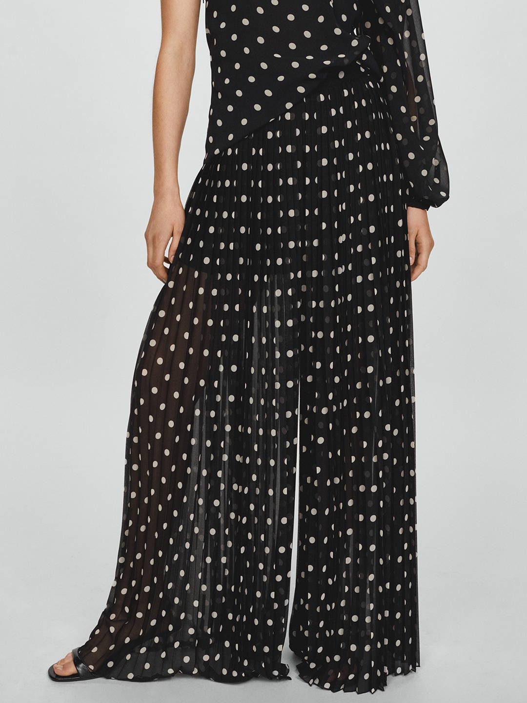 

MANGO Polka Dot Printed Pleated Trousers, Black